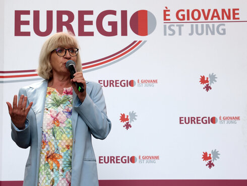 Sprecherin am Podium 